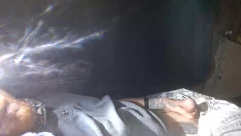 Snapshot of bbygirlsmask chatting on 10/19/25, 11:44 bbygirlsmask online show from 10/19/25, 11:44