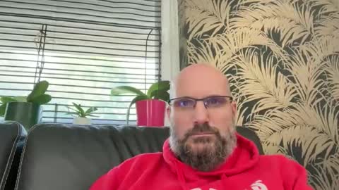 Snapshot of bcbg68 chatting on 09/29/25, 12:32 bcbg68 online show from 09/29/25, 12:32