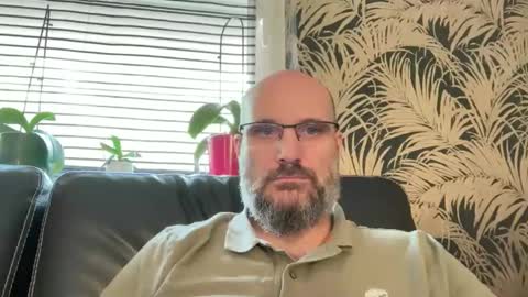Snapshot of bcbg68 chatting on 05/30/26, 10:56 bcbg68 online show from 05/30/26, 10:56