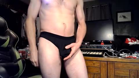 bchillin28 online show from 02/20/26, 06:59