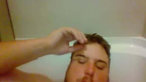 Snapshot of bcran99 chatting on 10/12/25, 04:22 bcran99 online show from 10/12/25, 04:22