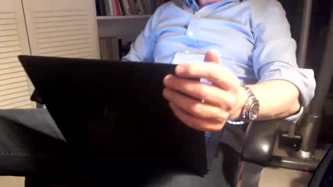 Snapshot of bd_19_6 chatting on 11/10/25, 07:57 bd online show from 11/10/25, 07:57