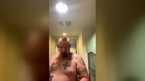 Snapshot of bdc007007 chatting on 12/22/25, 11:40 bdc007007 online show from 12/22/25, 11:40
