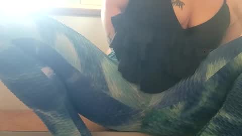 Snapshot of bdeunltd chatting on 09/25/25, 06:44 bdeunltd online show from 09/25/25, 06:44