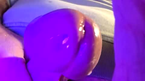 Snapshot of bdk1106539548 chatting on 11/02/25, 10:56 bdk1106539548 online show from 11/02/25, 10:56