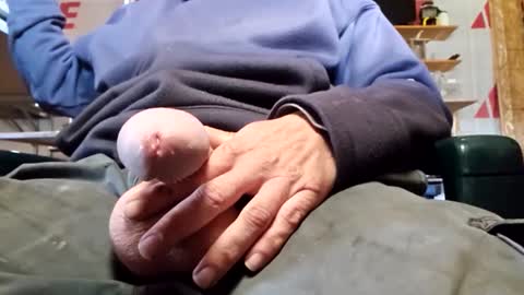 Snapshot of bdsm_switch_cum chatting on 03/03/25, 08:43 BDSM SWITCH CUM online show from 03/03/25, 08:43