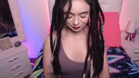 Snapshot of bdsmelapetite chatting on 11/05/25, 06:35 Ela online show from 11/05/25, 06:35