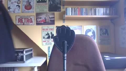 Snapshot of bdsmformistress chatting on 04/12/26, 12:43 bdsmformistress online show from 04/12/26, 12:43