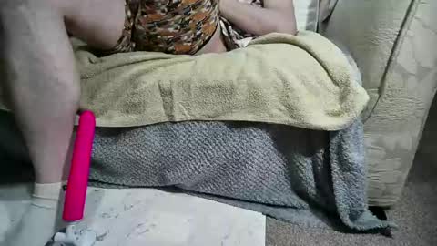 Snapshot of be4your_desire chatting on 12/12/24, 11:07 mikiforfun online show from 12/12/24, 11:07