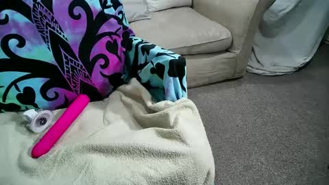 Snapshot of be4your_desire chatting on 03/11/25, 08:42 mikiforfun online show from 03/11/25, 08:42