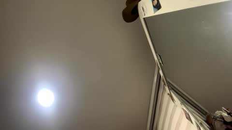 Sara  Juan online show from 11/24/25, 01:49