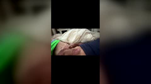 BeachGuy online show from 12/01/25, 03:06