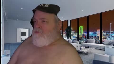 Snapshot of bear4muscle chatting on 12/15/24, 03:34 Dookie online show from 12/15/24, 03:34