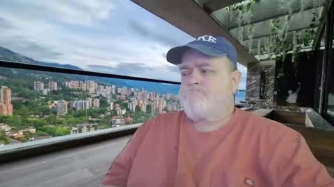 Snapshot of bear4muscle chatting on 01/31/26, 09:57 Dookie online show from 01/31/26, 09:57