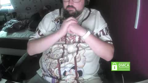 Snapshot of bear90130 chatting on 09/21/25, 03:35 bear90130 online show from 09/21/25, 03:35