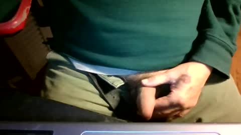 Snapshot of bearacuda555 chatting on 11/23/25, 10:09 Bruno online show from 11/23/25, 10:09