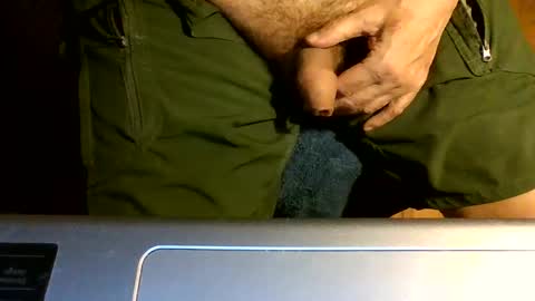 Snapshot of bearacuda555 chatting on 05/15/26, 05:14 Bruno online show from 05/15/26, 05:14