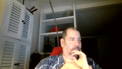 Snapshot of bearacuda555 chatting on 05/30/26, 05:04 Bruno online show from 05/30/26, 05:04