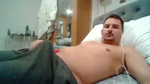 bearboudior online show from 03/24/26, 12:32