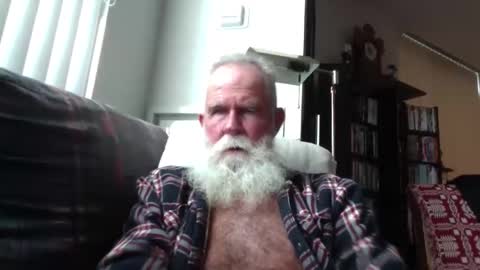 beardbushy online show from 11/25/25, 04:40