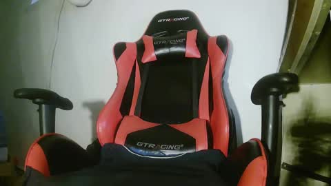 bearded_fellow online show from 02/22/26, 09:57