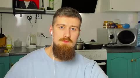 Snapshot of bearded_legend chatting on 01/30/25, 09:14 Zeus online show from 01/30/25, 09:14