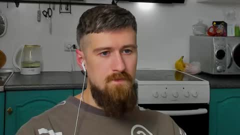 Zeus online show from 11/21/25, 10:19