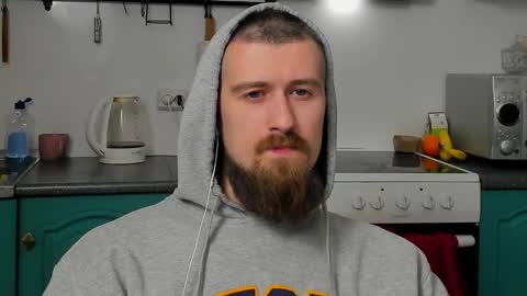 Zeus online show from 02/13/26, 07:54