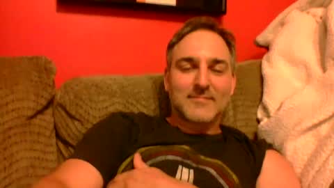 Snapshot of beardedambition chatting on 06/25/26, 01:49 beardedambition online show from 06/25/26, 01:49