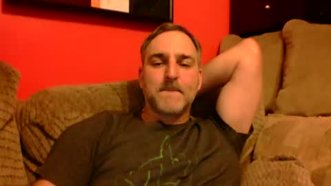 Snapshot of beardedambition chatting on 06/27/26, 10:48 beardedambition online show from 06/27/26, 10:48