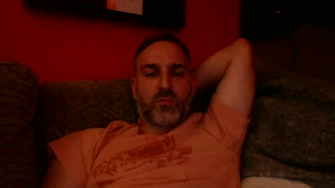 Snapshot of beardedambition chatting on 07/17/26, 03:35 beardedambition online show from 07/17/26, 03:35