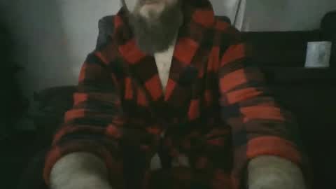 Snapshot of beardedstud4u chatting on 01/15/25, 02:35 beardedstud4u online show from 01/15/25, 02:35