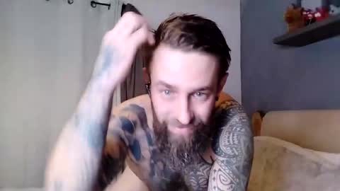 beardedtattedguy online show from 11/04/25, 04:28