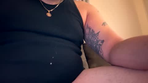 Snapshot of beardo1211 chatting on 12/09/24, 08:22 beard online show from 12/09/24, 08:22