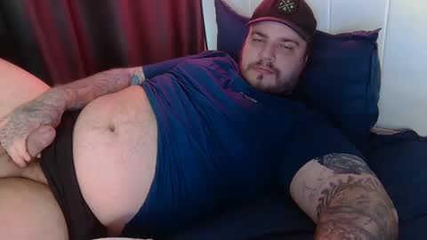 Snapshot of bearway30 chatting on 02/24/25, 05:20 Bearway31 online show from 02/24/25, 05:20