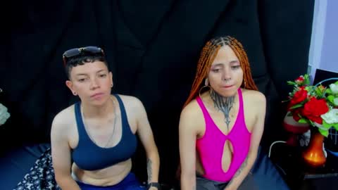 Snapshot of beata_and_sofi chatting on 12/29/24, 09:39 Beata And SofI online show from 12/29/24, 09:39