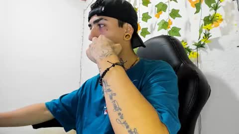 Snapshot of beatandtalk chatting on 12/03/25, 05:11 beatandtalk online show from 12/03/25, 05:11