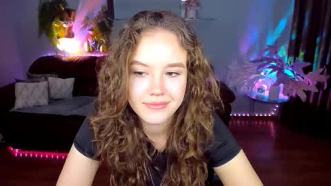 Snapshot of beatricewild chatting on 05/09/26, 11:04 BeatriceWild online show from 05/09/26, 11:04