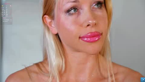 Snapshot of beatrix_rich chatting on 11/25/25, 05:46 beatrix_rich online show from 11/25/25, 05:46