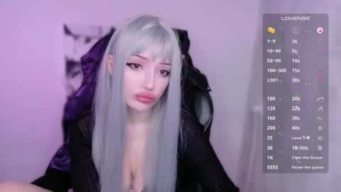 Snapshot of beaty_lilith chatting on 10/09/25, 05:38 beaty_lilith online show from 10/09/25, 05:38