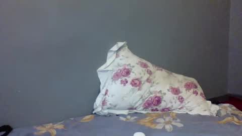 Snapshot of beautie699392 chatting on 03/04/25, 08:57 Lil stunner online show from 03/04/25, 08:57