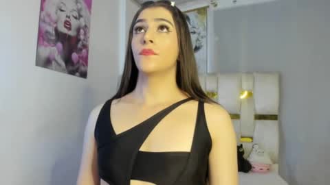 Valeria online show from 12/17/25, 11:00