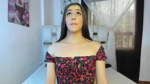 Valeria online show from 04/24/26, 09:28