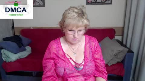 your Lana online show from 11/30/25, 06:28