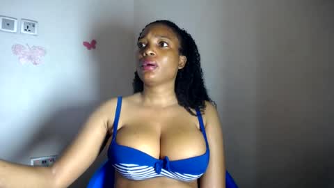 Snapshot of beautiful_moanna chatting on 06/27/26, 07:30 moanna online show from 06/27/26, 07:30