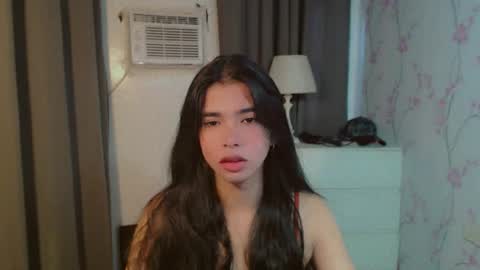 TRIXIE online show from 04/05/26, 02:53