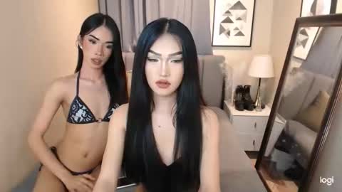 Snapshot of beauty__pearl chatting on 05/02/26, 07:35 PEARL X NIKKI online show from 05/02/26, 07:35
