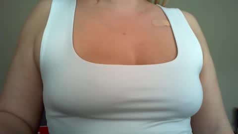 beauty_annyta online show from 03/06/26, 09:50