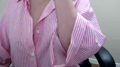 Snapshot of beauty_annyta chatting on 04/27/26, 06:44 beauty_annyta online show from 04/27/26, 06:44