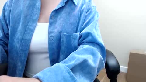 Snapshot of beauty_annyta chatting on 05/25/26, 06:52 beauty_annyta online show from 05/25/26, 06:52
